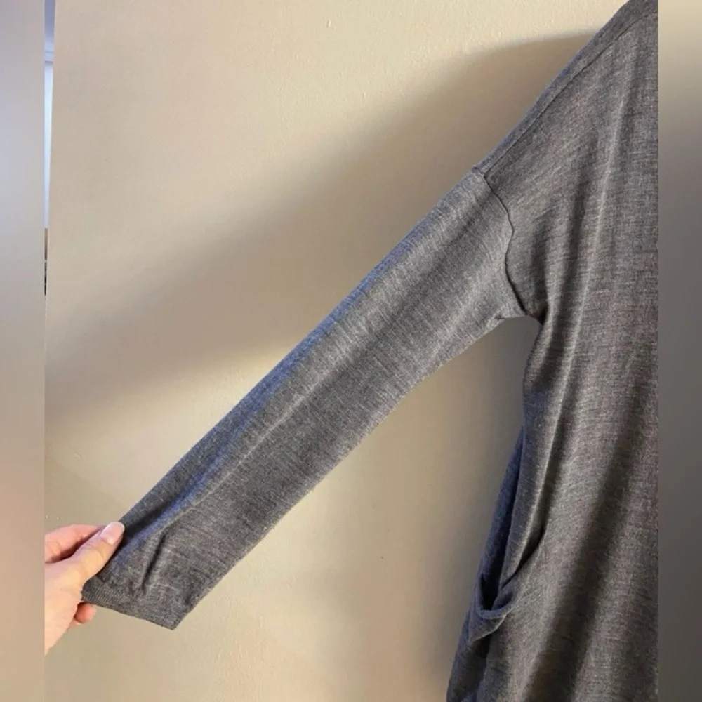 Eileen Fisher Gray V-Neck sweater merino wool lagenlook slouchy Large - Picture 5 of 7